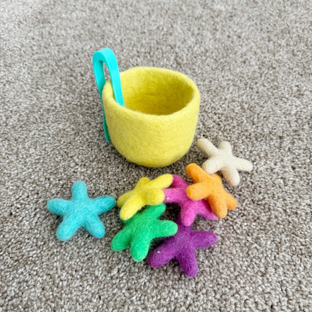 Lovevery Pincer Learning Toy Set with Yellow Basket